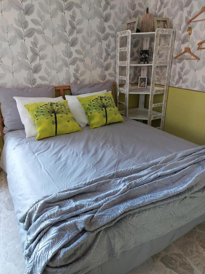 Bed And Breakfast La Pecora Rosa Sant'Omero Dış mekan fotoğraf