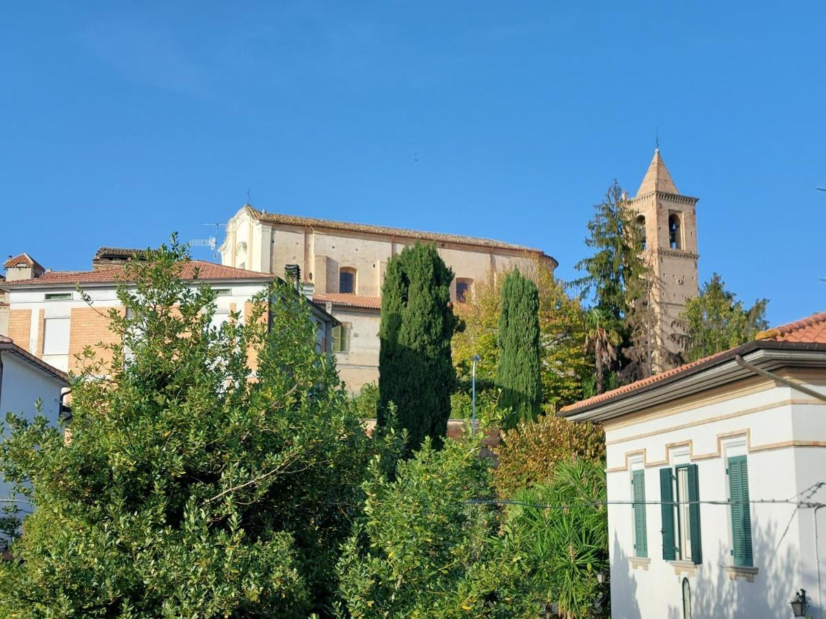 Bed And Breakfast La Pecora Rosa Sant'Omero Dış mekan fotoğraf