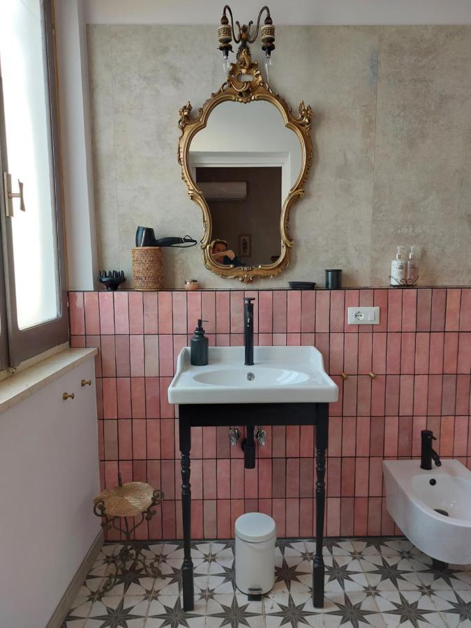 Bed And Breakfast La Pecora Rosa Sant'Omero Dış mekan fotoğraf
