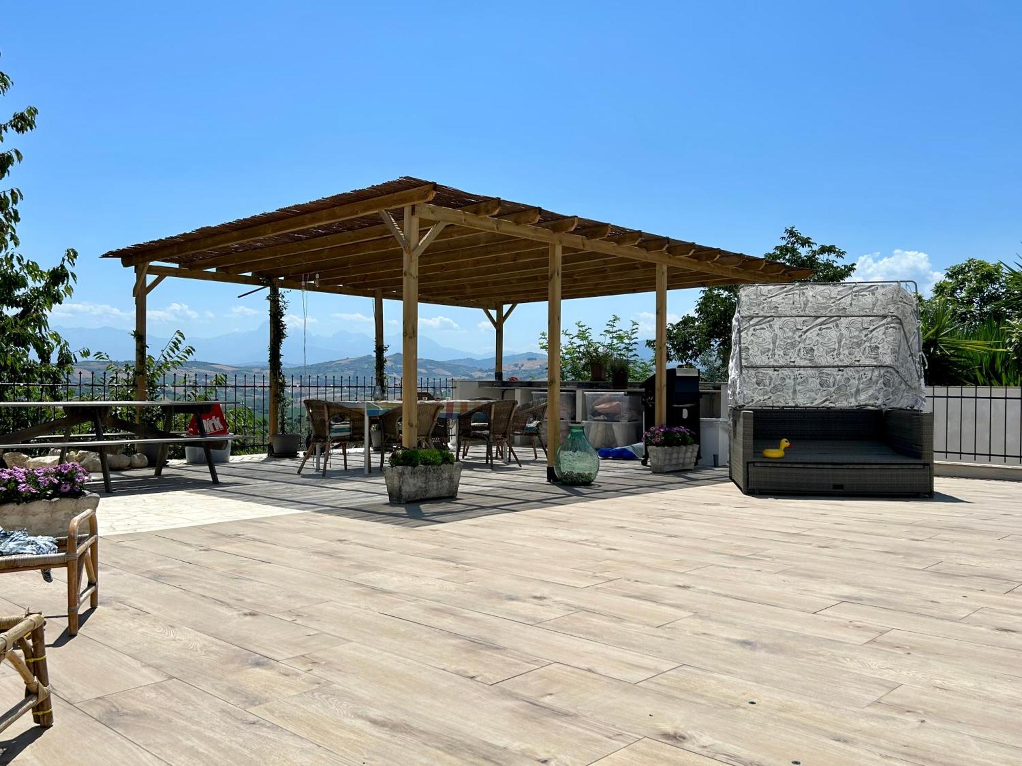 Bed And Breakfast La Pecora Rosa Sant'Omero Dış mekan fotoğraf